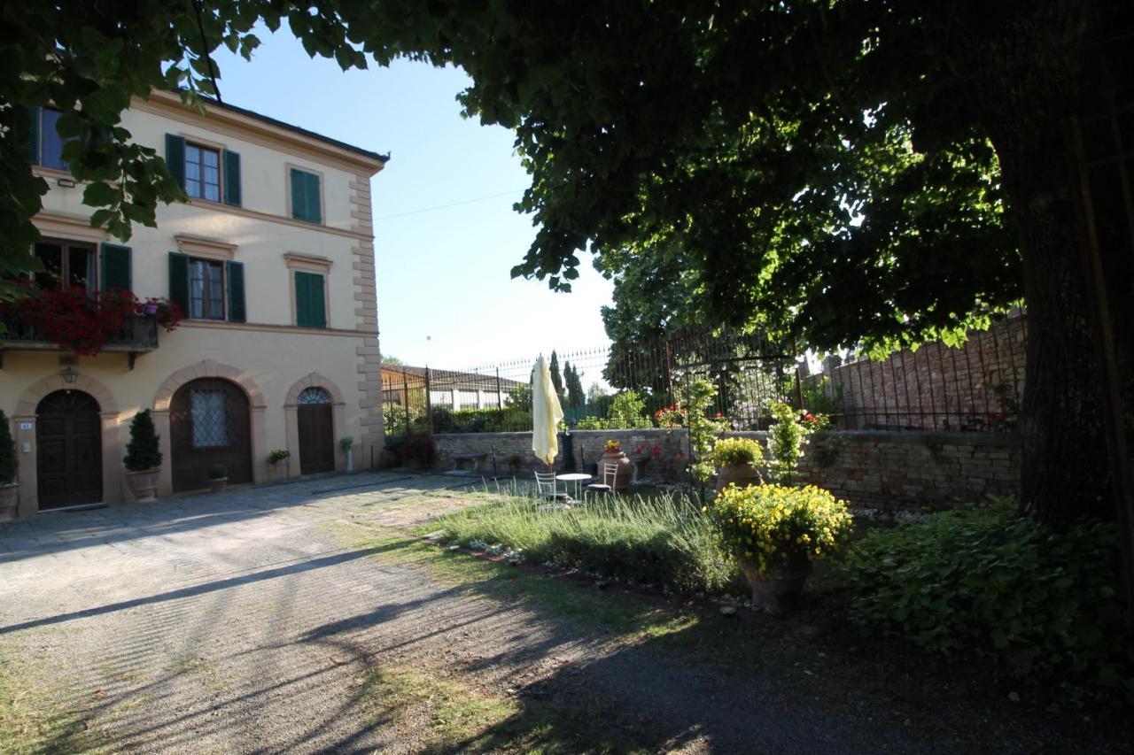Villa Sant'Andrea Siena Exterior photo