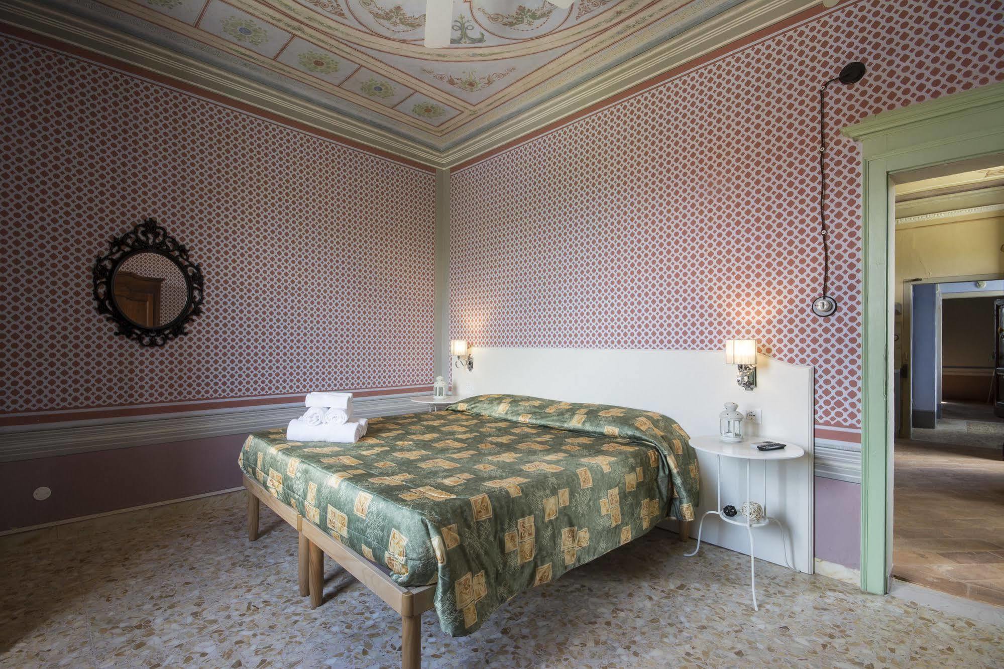 Villa Sant'Andrea Siena Exterior photo